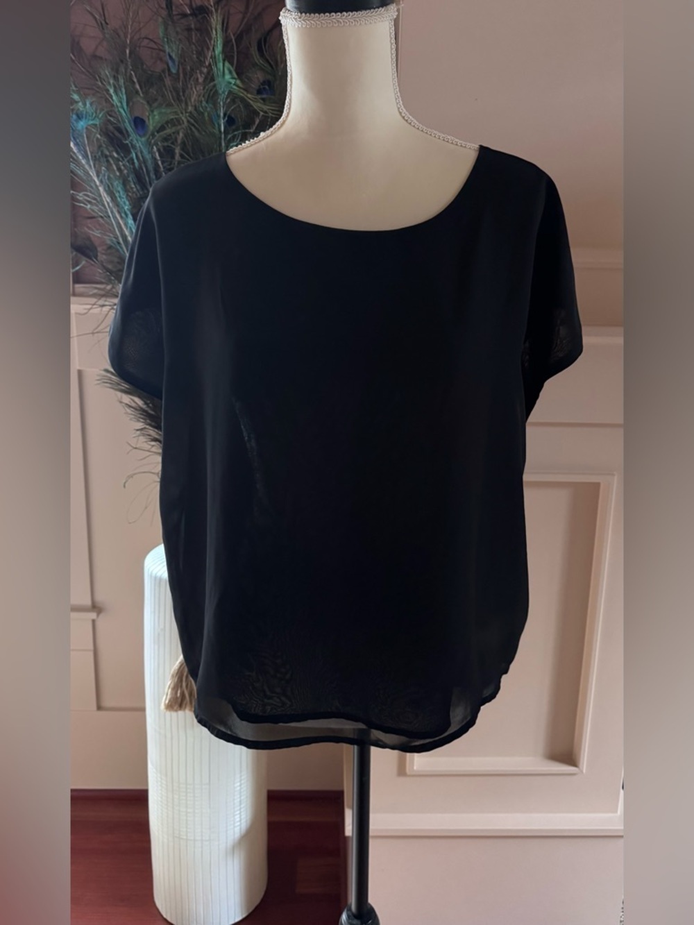 Miss Chievous Black short sleeves  Top  with Pink Tie-Back